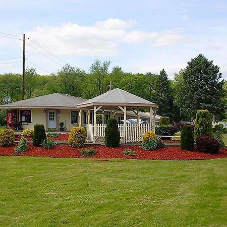 Budget Inn Corning Exterior photo